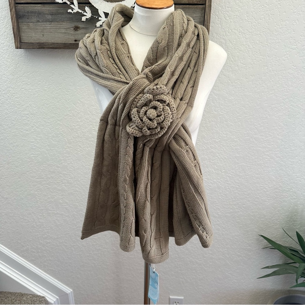 Mud pie Tan Cable Knit Wrap‎ Scarf with Flower Accent NWT